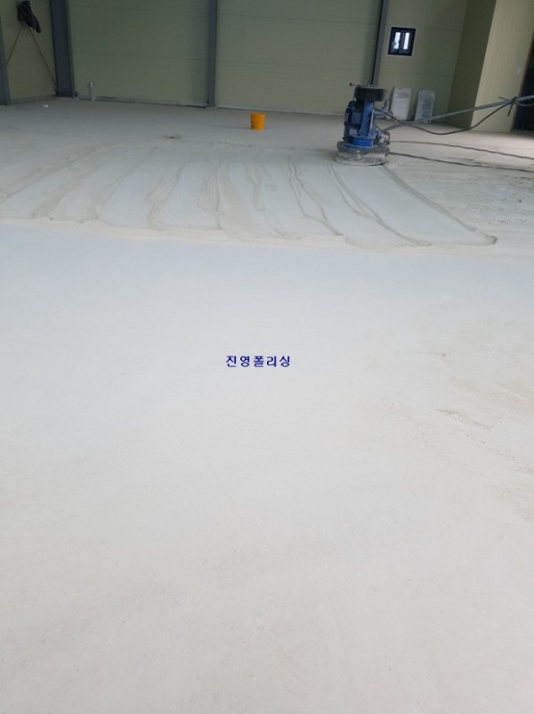 b6585cc1bb8a5f58bba08b040581666a.jpg